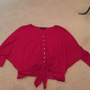 Karen Kane red button down tie top!